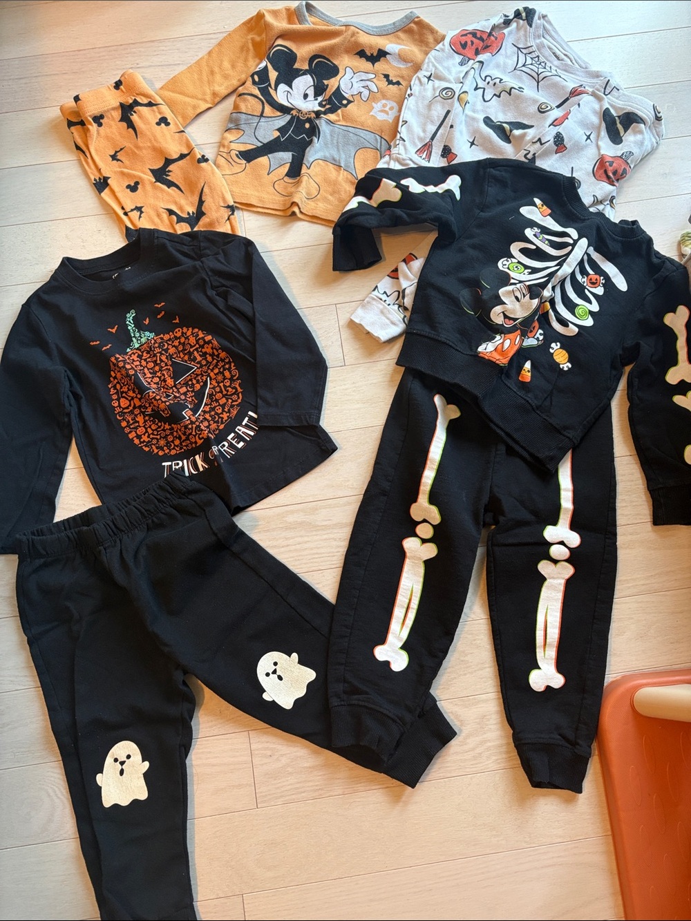 BUNDLE OF Kids Halloween Skeleton & Pumpkin Set - Black/Orange